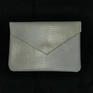 Ipsy Scale Texture Creme Color Makeup Bag